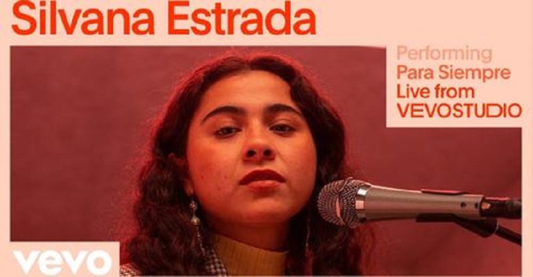 El nuevo Single de Silvana Estrada, “Para Siempre” en vivo