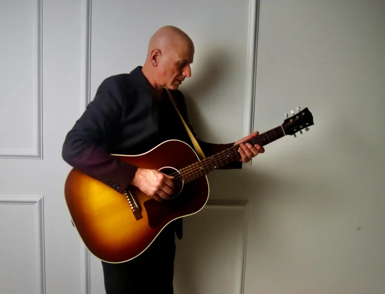 Michel Neray: Apoyarse, soltar y cantar la condición humana